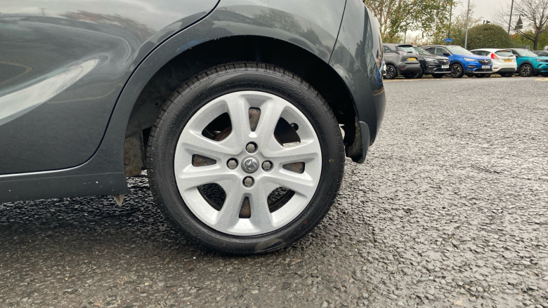 Vauxhall Viva 1.0 SE 5dr [A/C] Petrol Hatchback